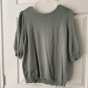 Size XL Kelly green sweater